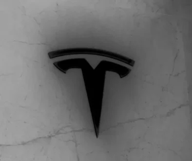 Tesla wins Arizona approval to test robotaxis with safety monitor onboard