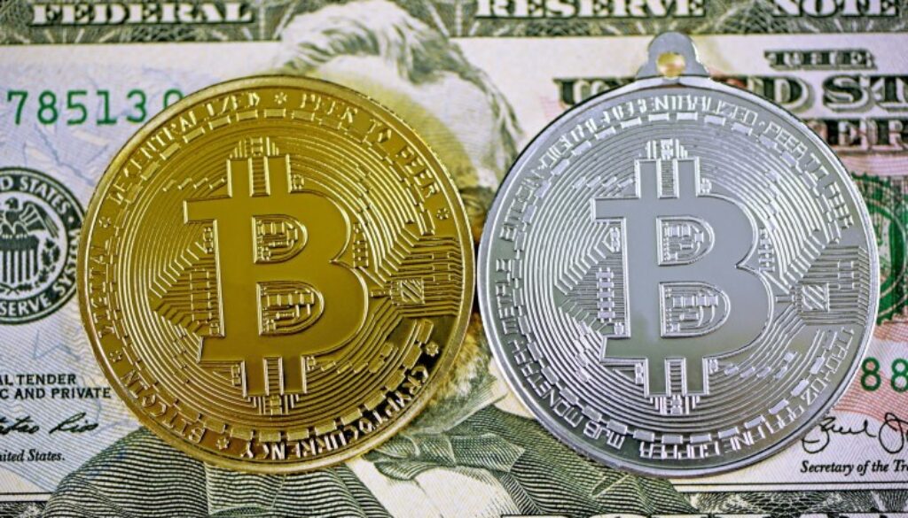 Bitcoin’s Next Bull Phase Could Be Near As BTC-Stablecoin Ratio Plummets