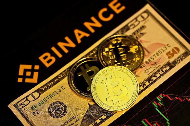 Binance’s USD1 Stablecoin Push Deepens Relationship With Trump’s Crypto Platform