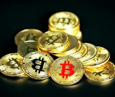Bitcoin ETF Investors Pull Nearly $3 Billion, Pushing Average Buy Below Water