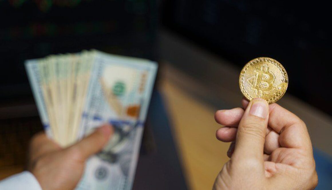 Can Bitcoin Buyers Join The Breakout Party? Analyst Says Not Yet