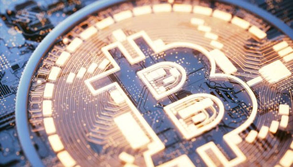 Analyst Says Don’t Buy Bitcoin Until This Happens