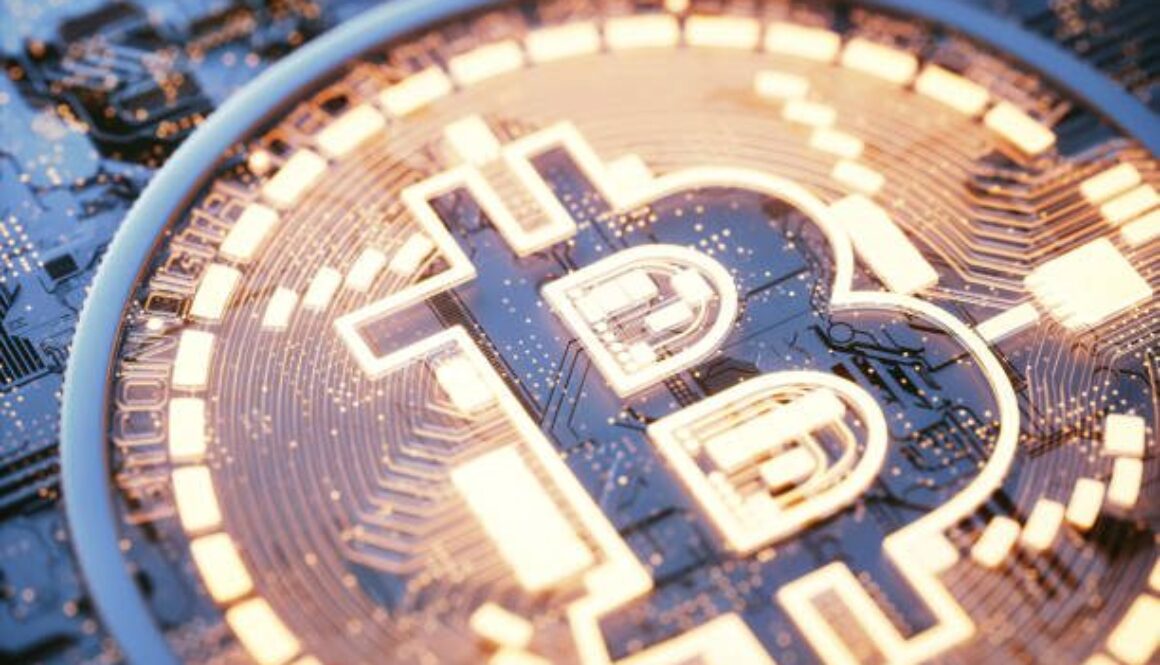Analyst Says Don’t Buy Bitcoin Until This Happens