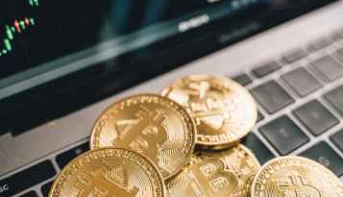Cardano Foundation Urges SPOs To Vote Instead Of Auto-Abstaining On Governance Actions
