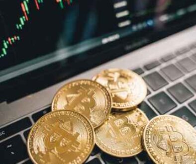 Cardano Foundation Urges SPOs To Vote Instead Of Auto-Abstaining On Governance Actions
