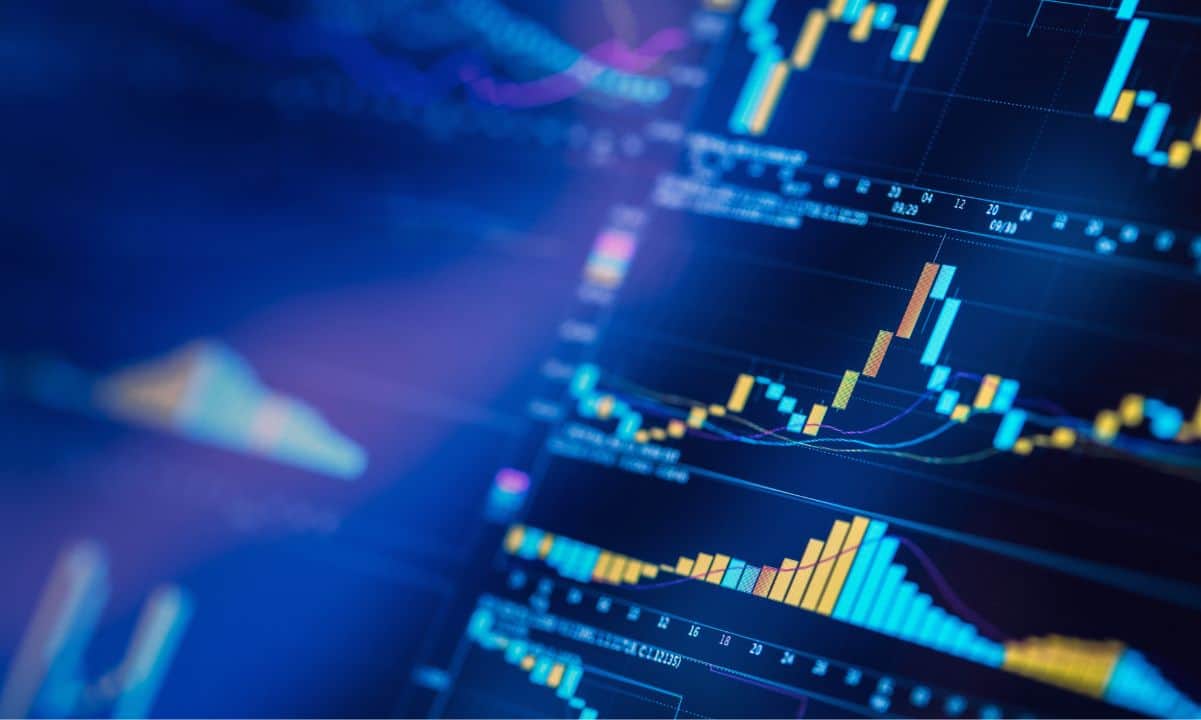 STRC, SATA Hit Record B Monthly Trading High Despite Price Drop Below Par