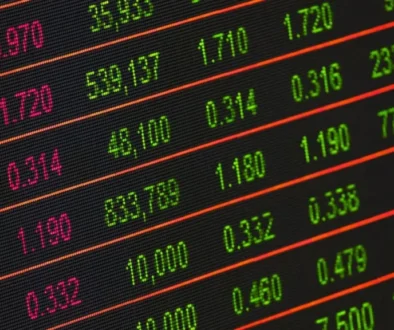 Tokenized stock DEX volume hits $48.7B while actual supply lags at $3.2B